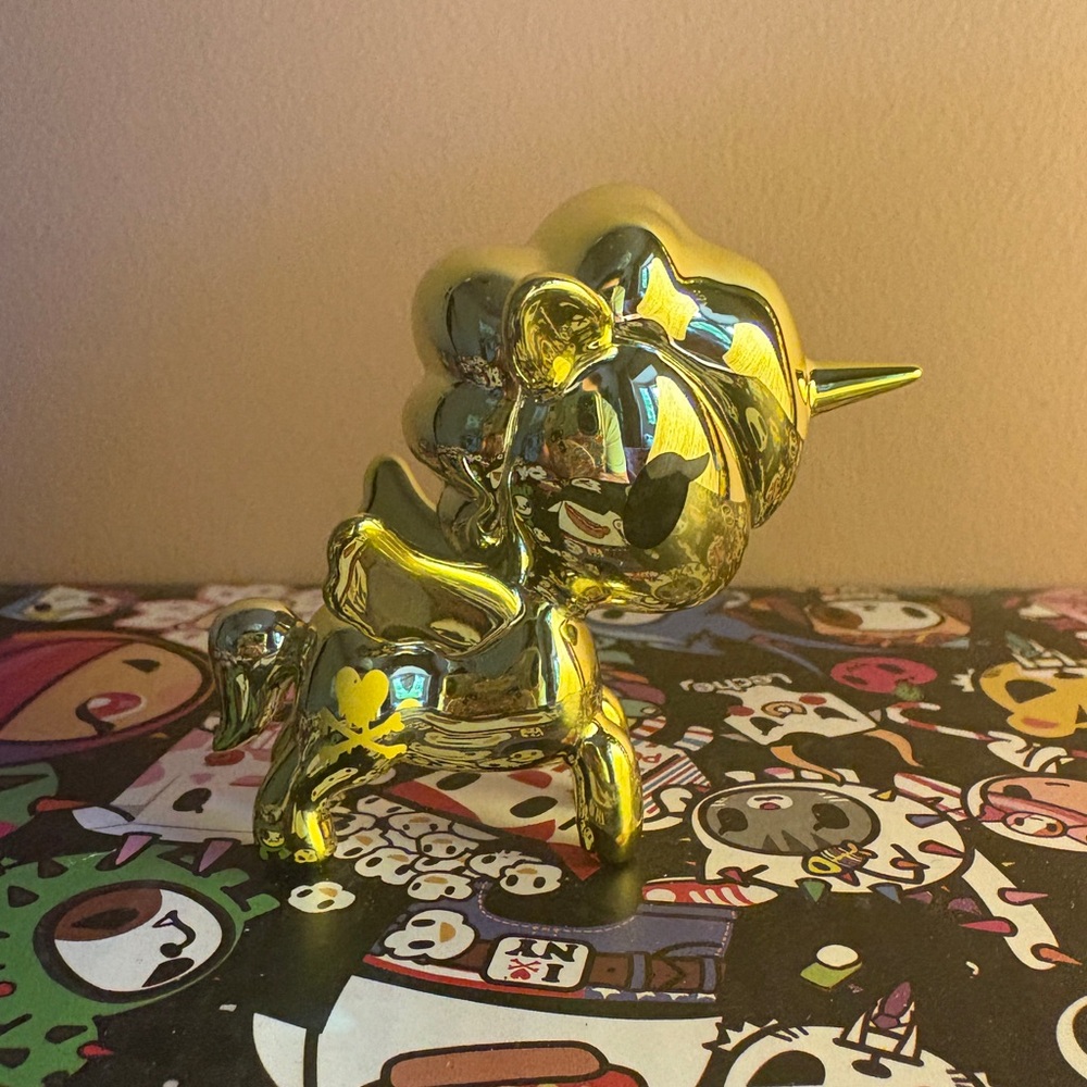 tokidoki Liquid Chrome Unicorno LIGHT LEMON CHROME